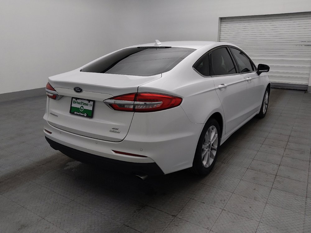 Used 2019 Ford Fusion SE FWD image 9