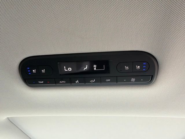 Used 2026 Hyundai Palisade SEL FWD image 24
