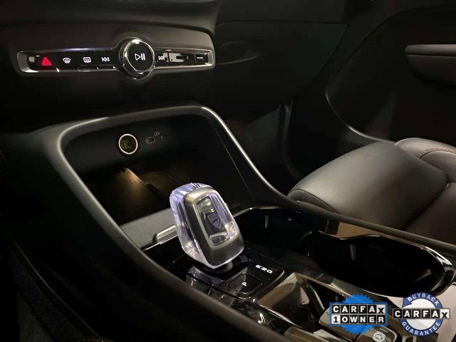 Used 2025 Volvo XC40 B5 Plus image 55