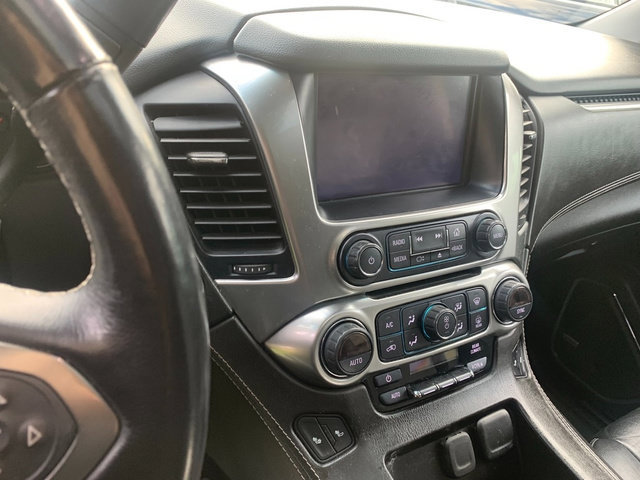 Used 2019 Chevrolet Tahoe LT w/ Luxury Package AWD/4WD image 9