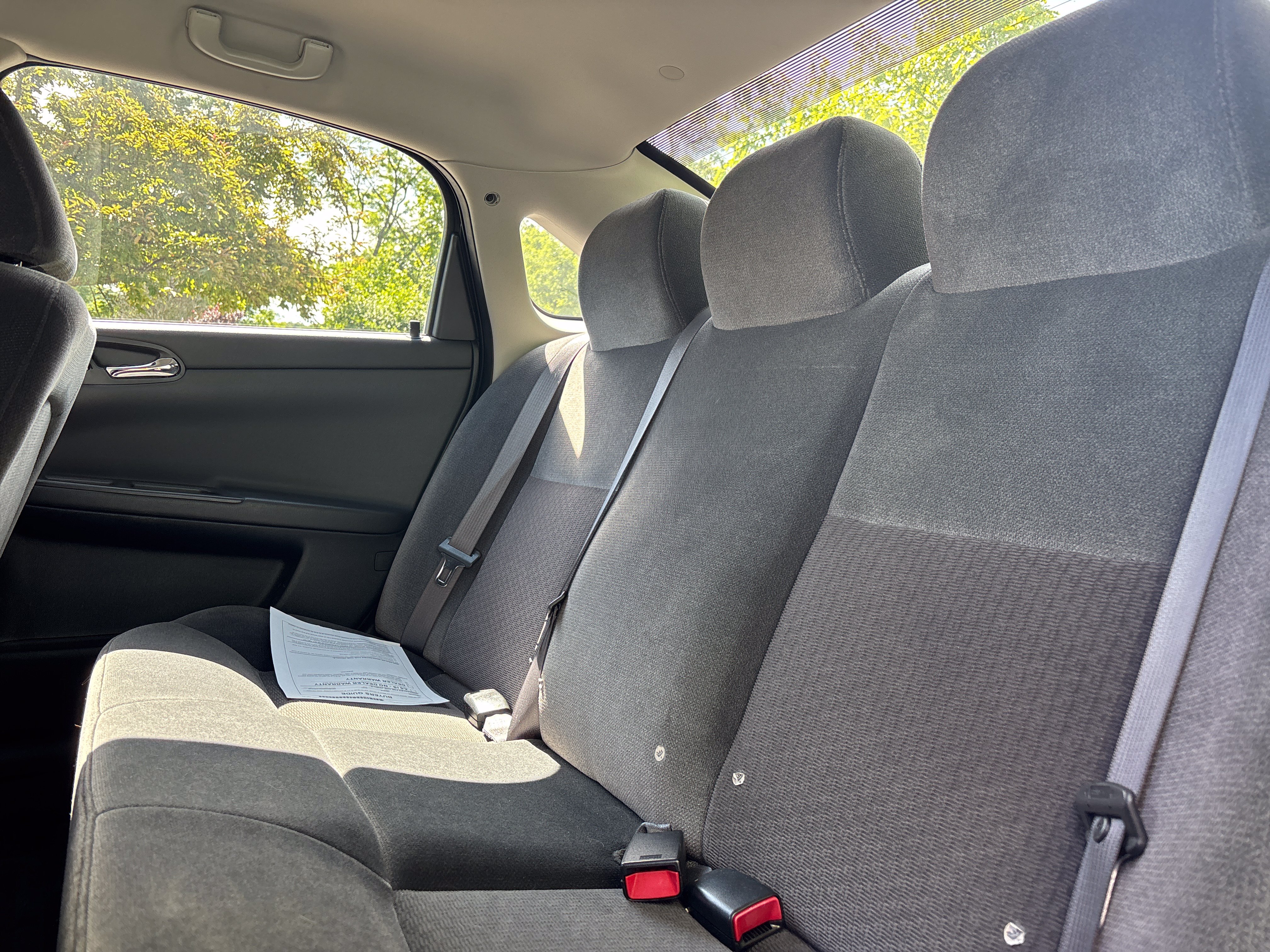Used 2011 Chevrolet Impala LT FWD image 15