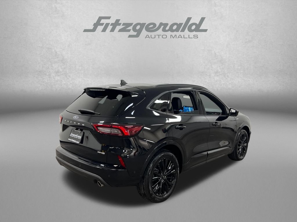 Used 2024 Ford Escape ST-Line Elite w/ Premium Technology Package AWD/4WD image 6