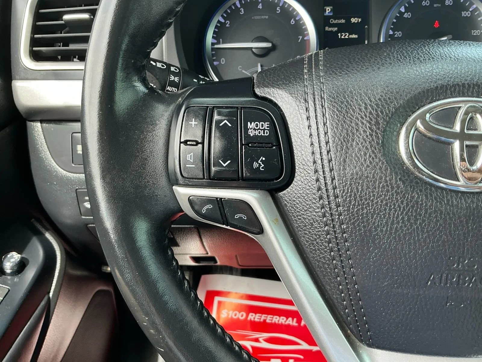 Used 2018 Toyota Highlander Limited image 27