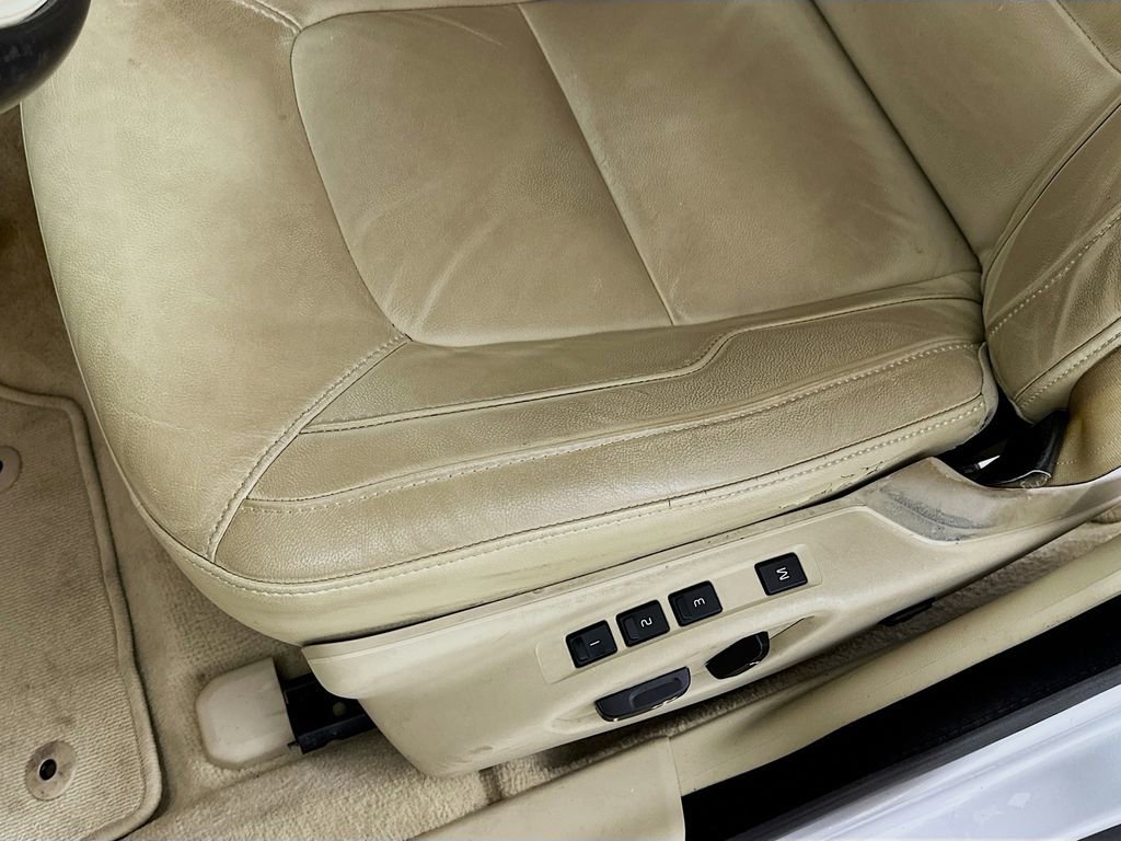 Used 2015 Volvo S80 T5 image 9