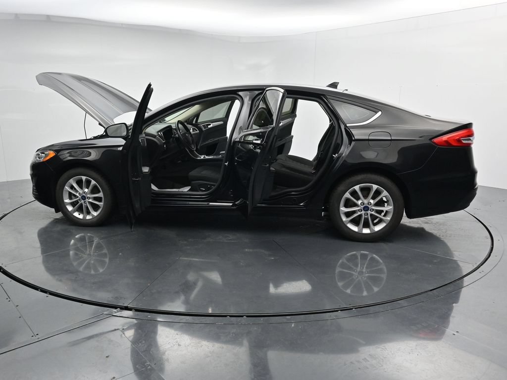 Used 2020 Ford Fusion SE FWD image 42
