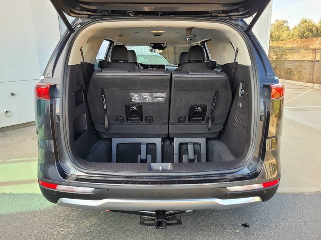 Used 2022 Kia Carnival SX FWD image 27
