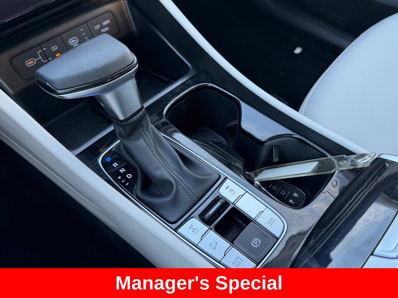Used 2023 Chevrolet Malibu LT FWD image 19