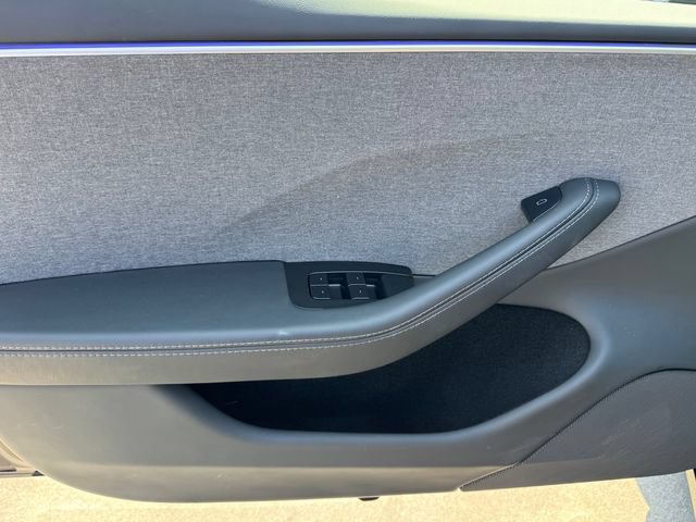 Used 2025 Tesla Model 3 Long Range RWD image 13