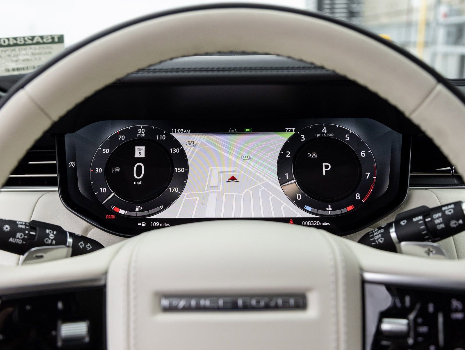 Used 2025 Land Rover Range Rover SE image 14