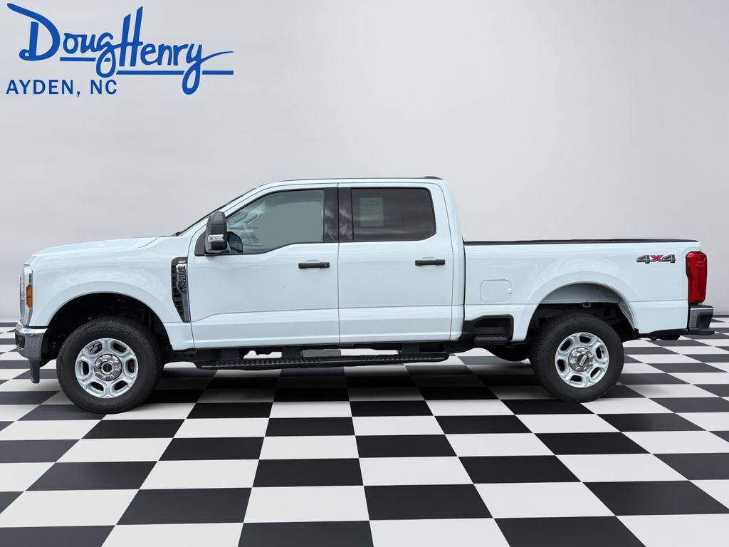 Used 2026 Ford F250 XLT AWD/4WD image 2
