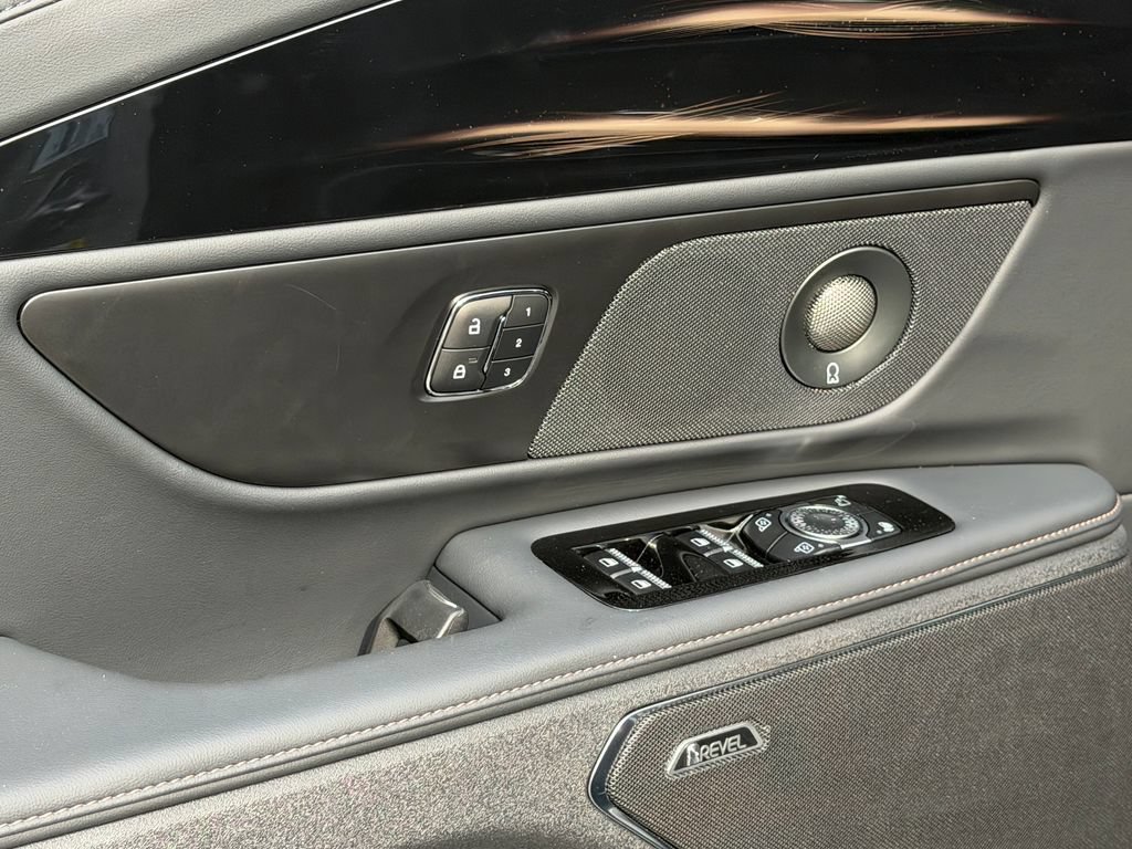 New 2026 Lincoln Nautilus Premier w/ Equipment Group 102A AWD/4WD image 22