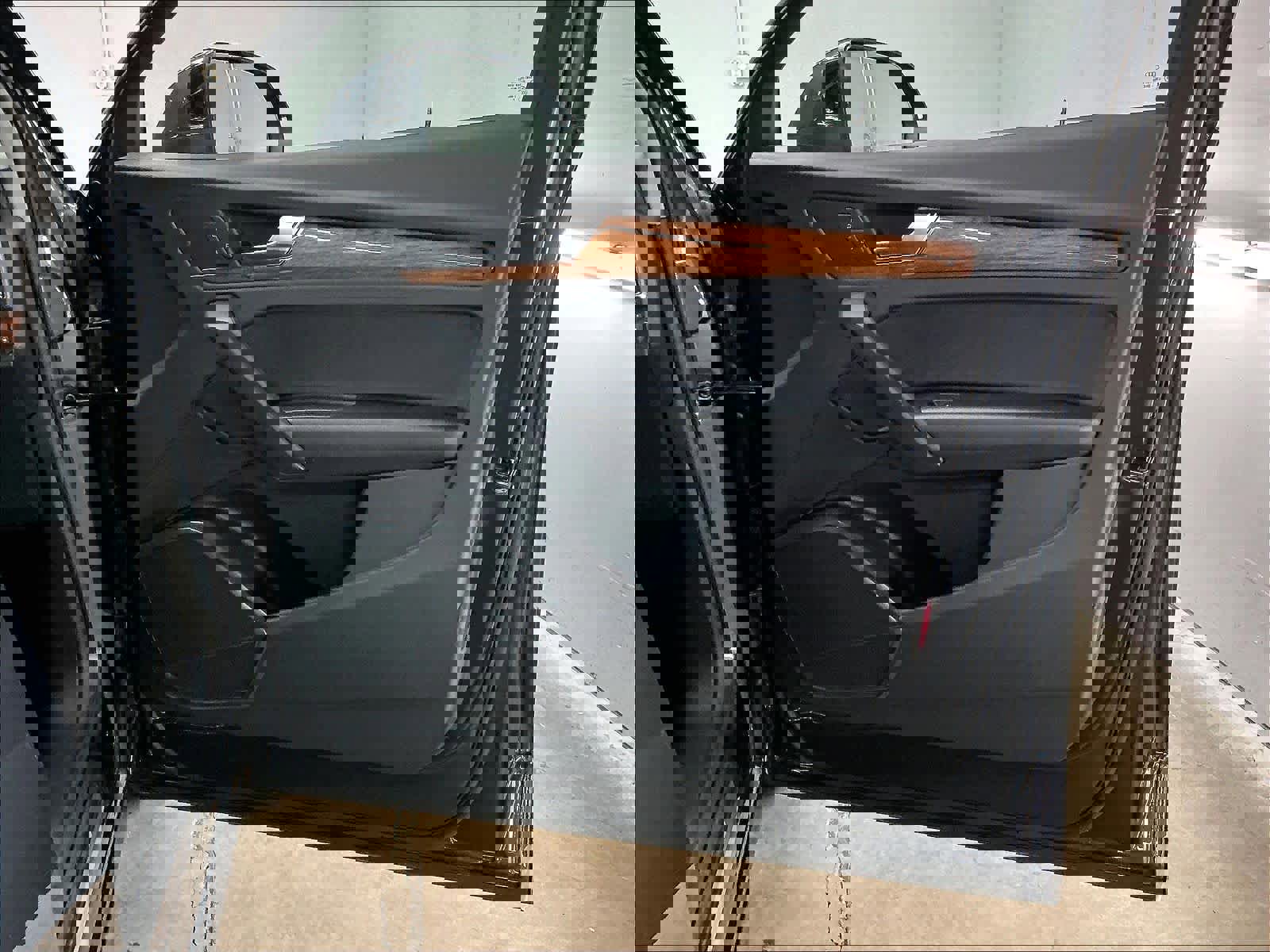 Used 2023 Audi Q5 2.0T Premium w/ Convenience Package image 26