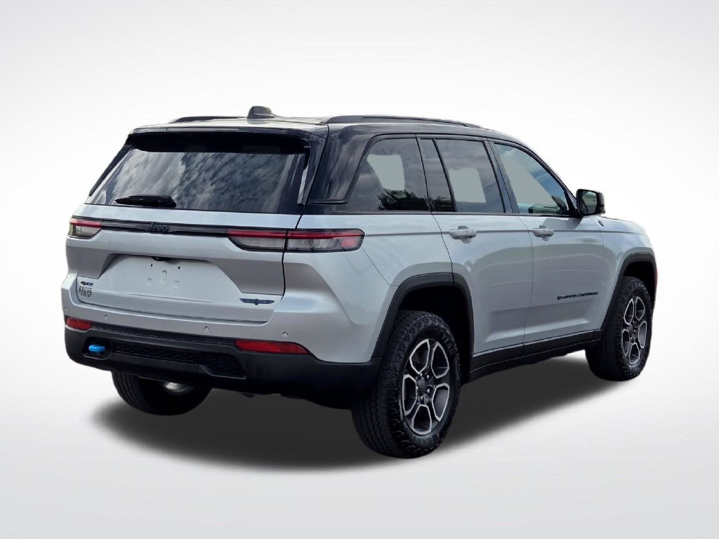 Used 2023 Jeep Grand Cherokee Trailhawk AWD/4WD image 3