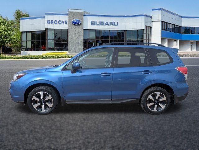 Used 2017 Subaru Forester 2.5i Premium AWD/4WD image 2
