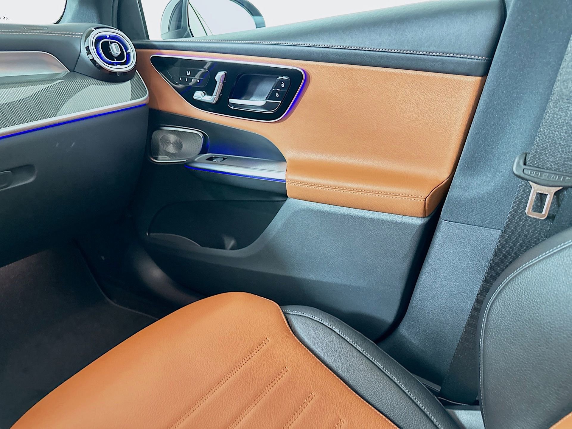 New 2026 Mercedes-Benz GLC 43 AMG 4MATIC image 26