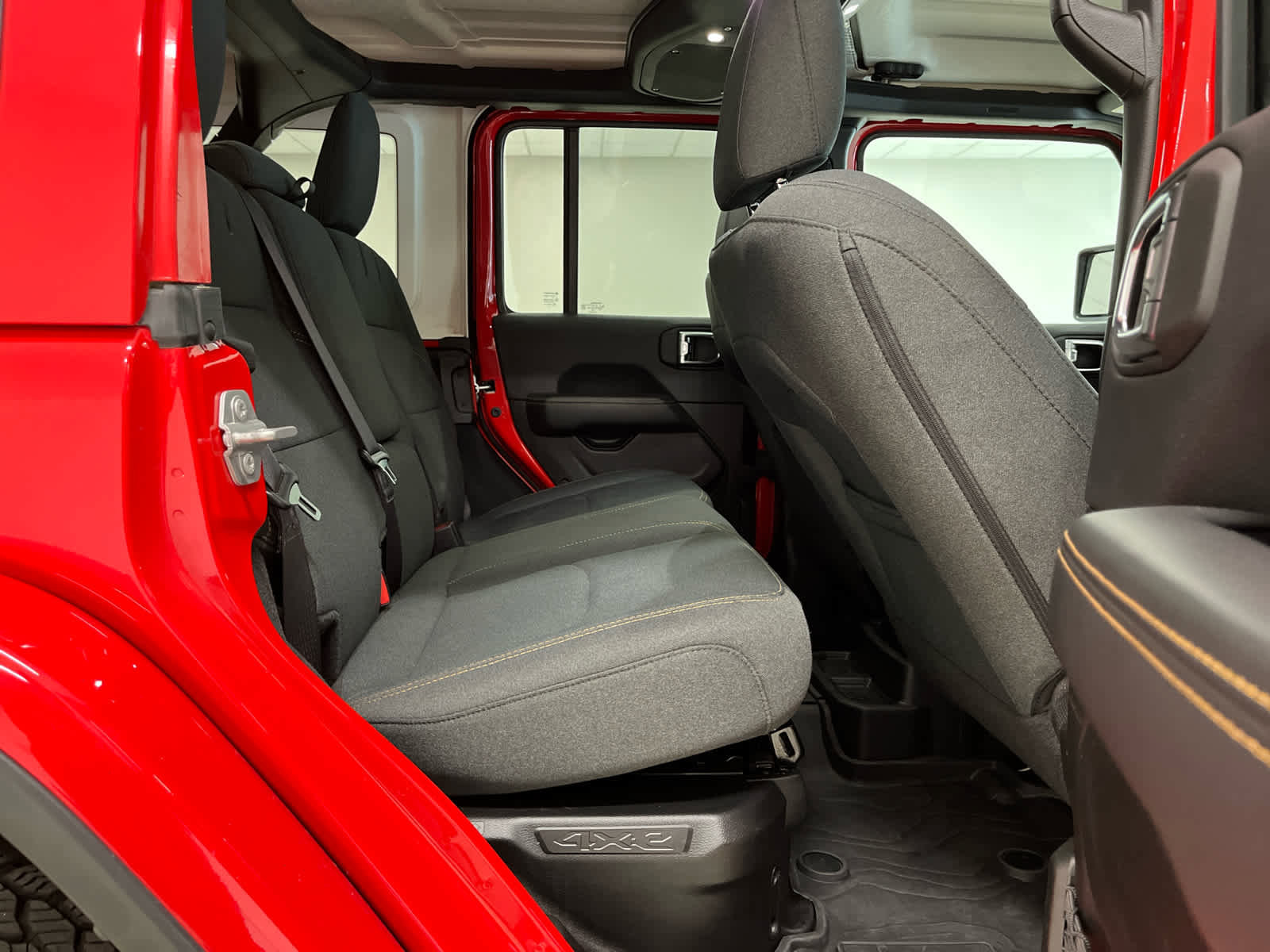 Used 2025 Jeep Wrangler Backcountry image 17