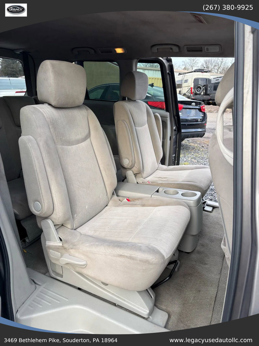 Used 2017 Nissan Quest SV image 35