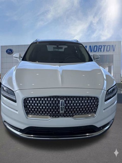 Used 2022 Lincoln Nautilus Reserve FWD image 26