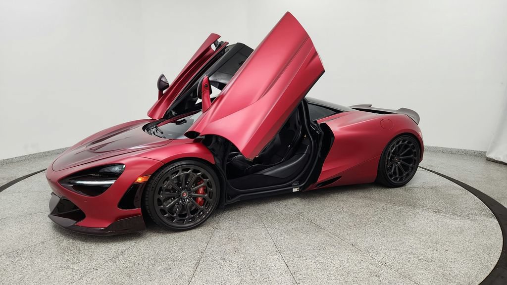 Used 2018 McLaren 720S Performance RWD image 30