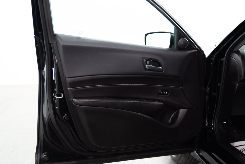 Used 2020 Acura ILX w/ Premium Package FWD image 5