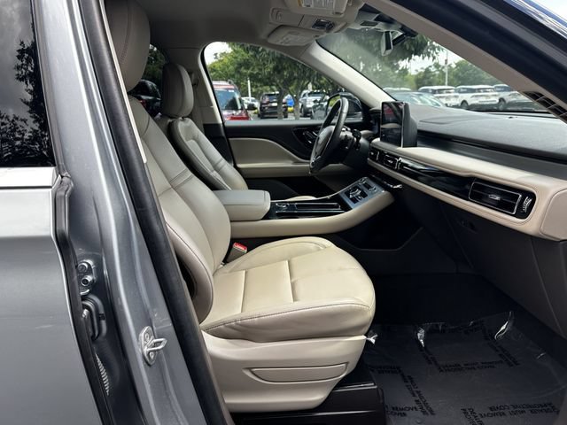 Certified 2024 Lincoln Aviator AWD w/ Elements Package image 33