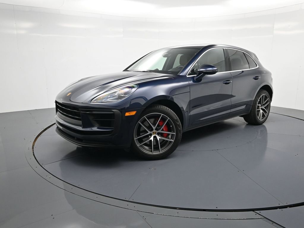 Certified 2022 Porsche Macan S image 28