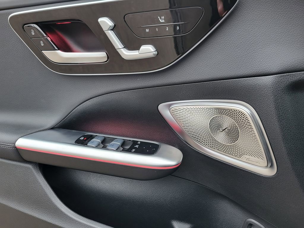Certified 2025 Mercedes-Benz C 300 4MATIC Sedan image 22