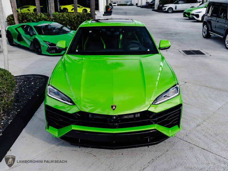 Used 2025 Lamborghini Urus SE AWD/4WD image 4