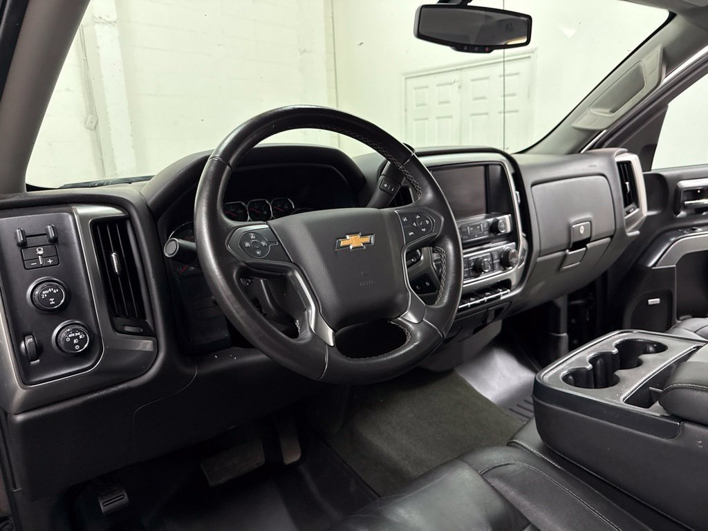 Used 2017 Chevrolet Silverado 1500 LT w/ Midnight Edition AWD/4WD image 17