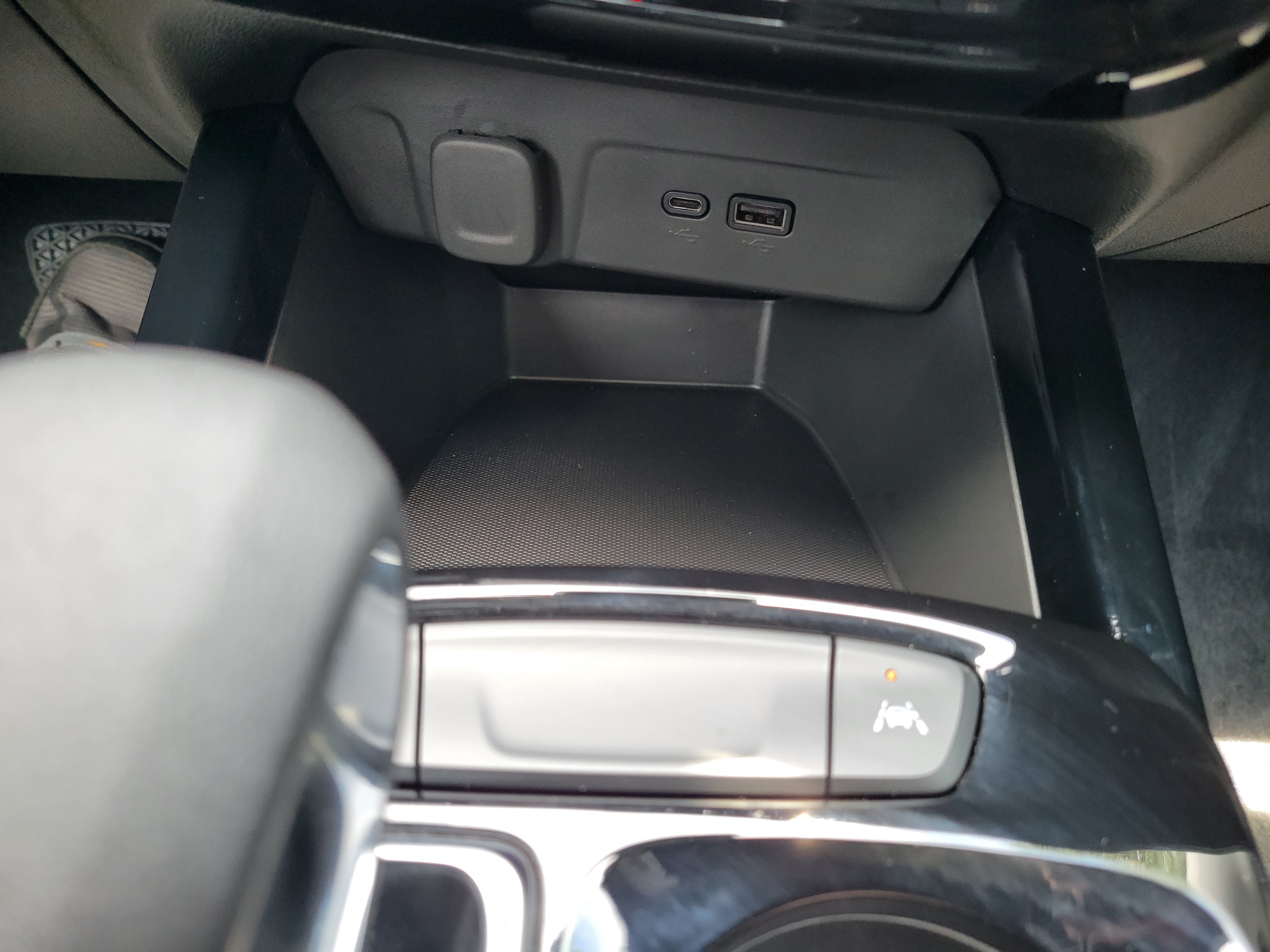 Certified 2025 Chevrolet Trax ACTIV w/ Driver Confidence Package FWD image 18