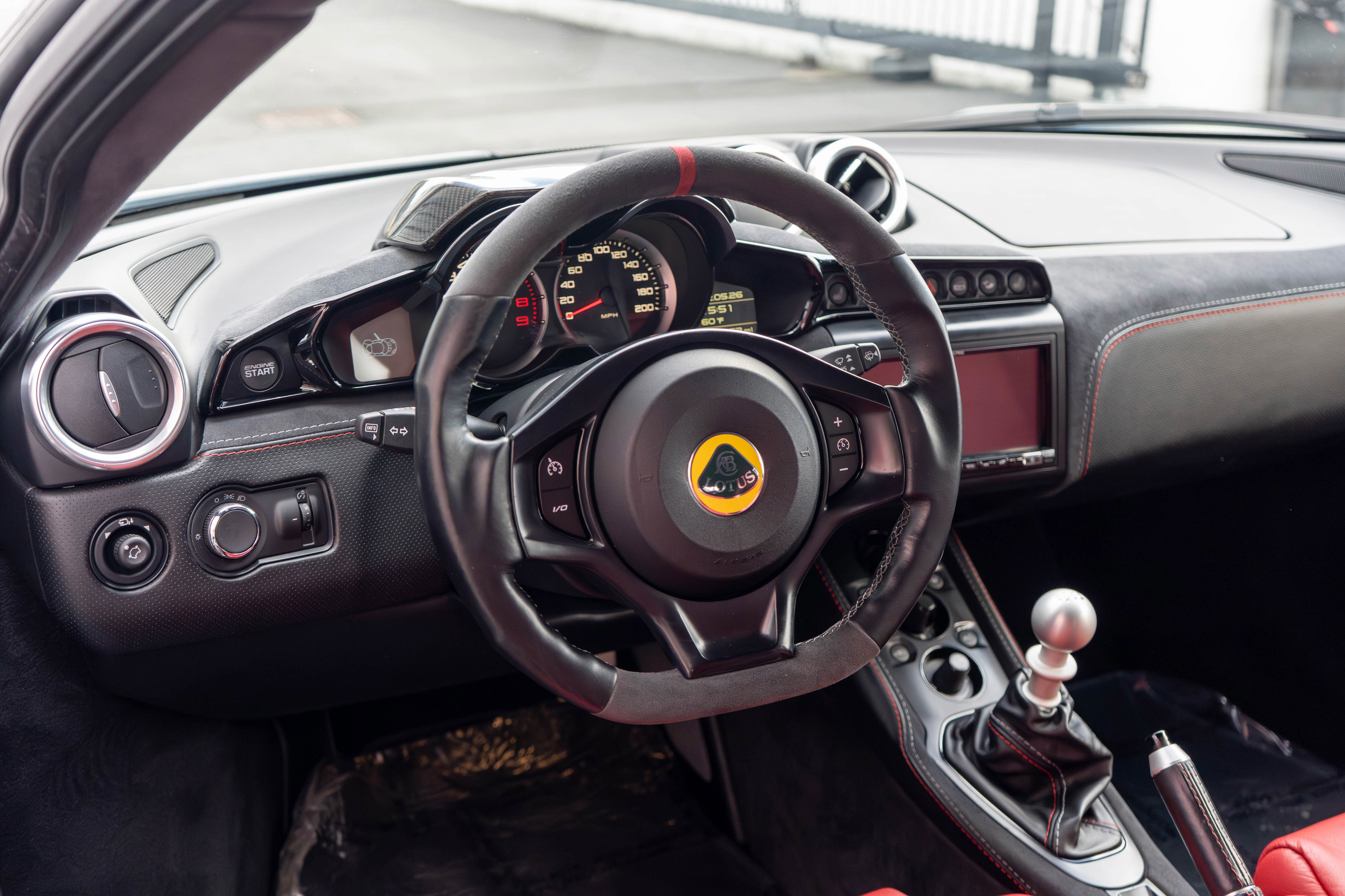 Used 2020 Lotus Evora image 13