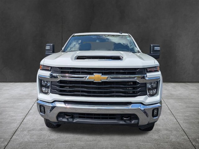 Used 2025 Chevrolet Silverado 2500 LT w/ Convenience Package AWD/4WD image 10