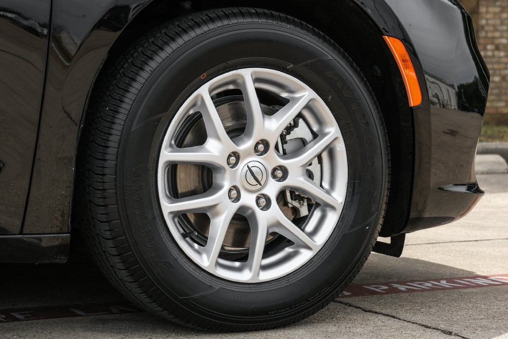 Used 2024 Chrysler Pacifica Touring-L FWD image 72