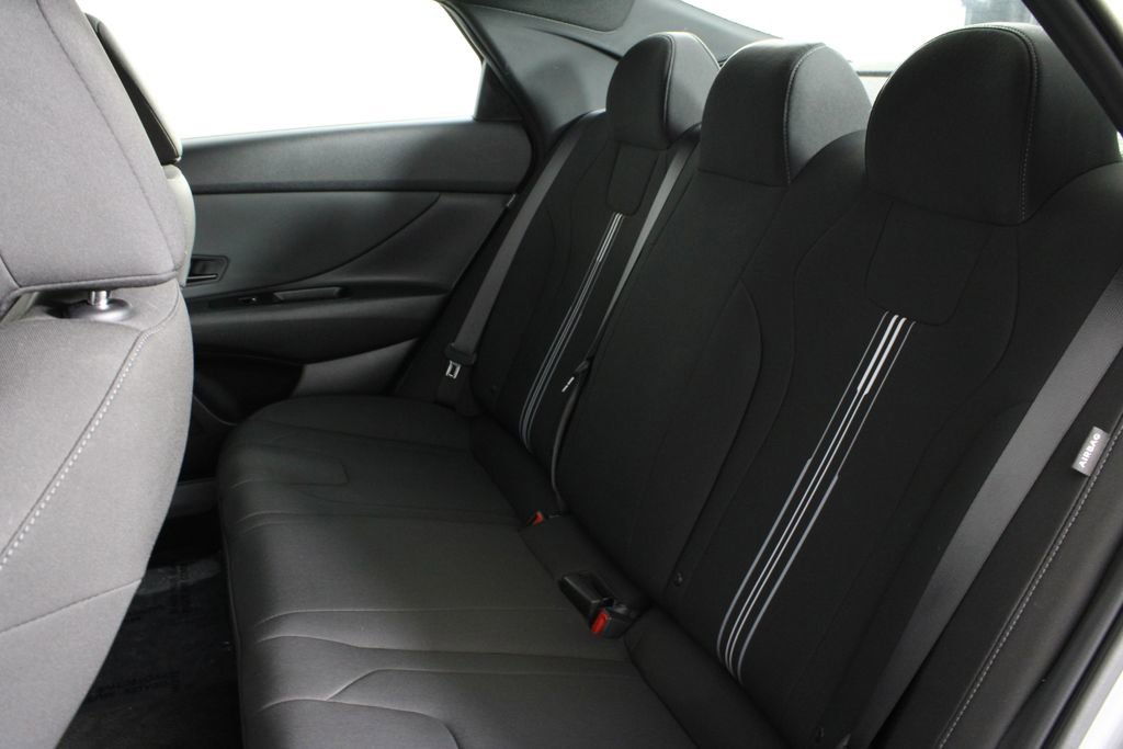 Certified 2026 Hyundai Elantra Sport FWD image 21