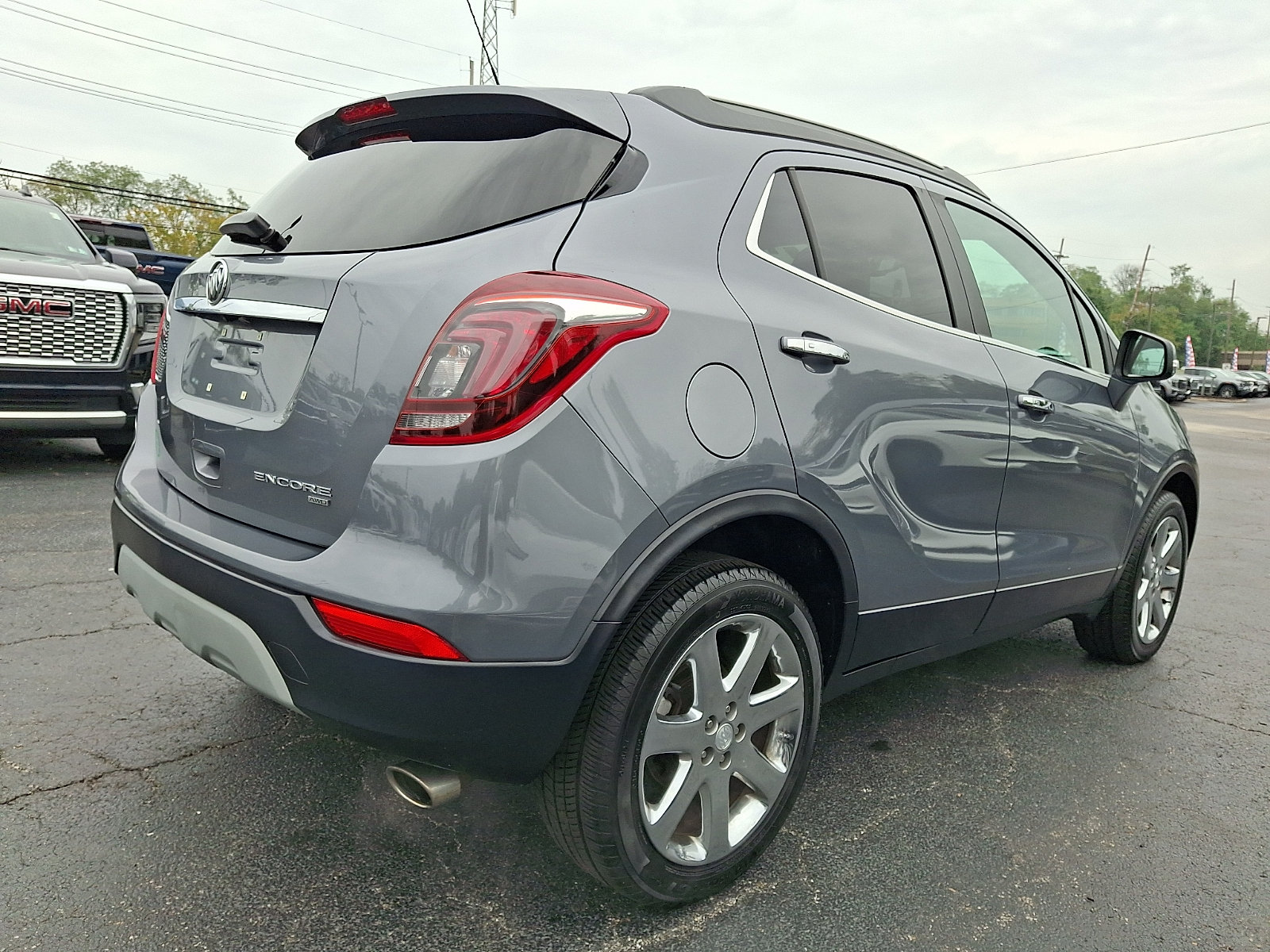 Used 2019 Buick Encore Essence AWD/4WD image 6