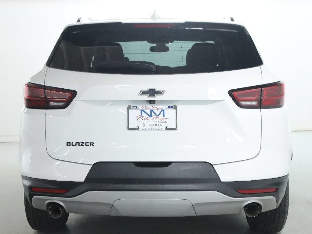 Used 2023 Chevrolet Blazer LT w/ Midnight/Sport Edition FWD image 42