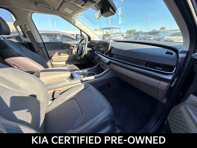 Certified 2026 Kia Carnival LXS FWD image 4