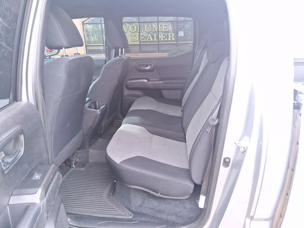 Used 2021 Toyota Tacoma TRD Off-Road w/ Technology Package image 23