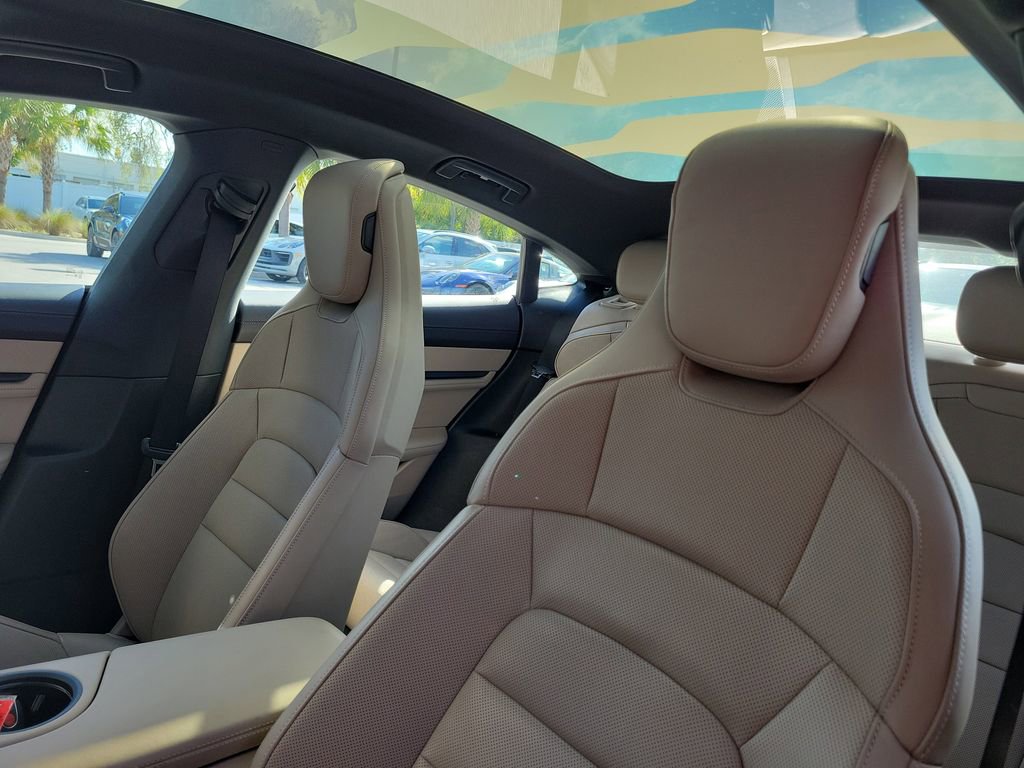 Certified 2023 Porsche Taycan 4S image 6