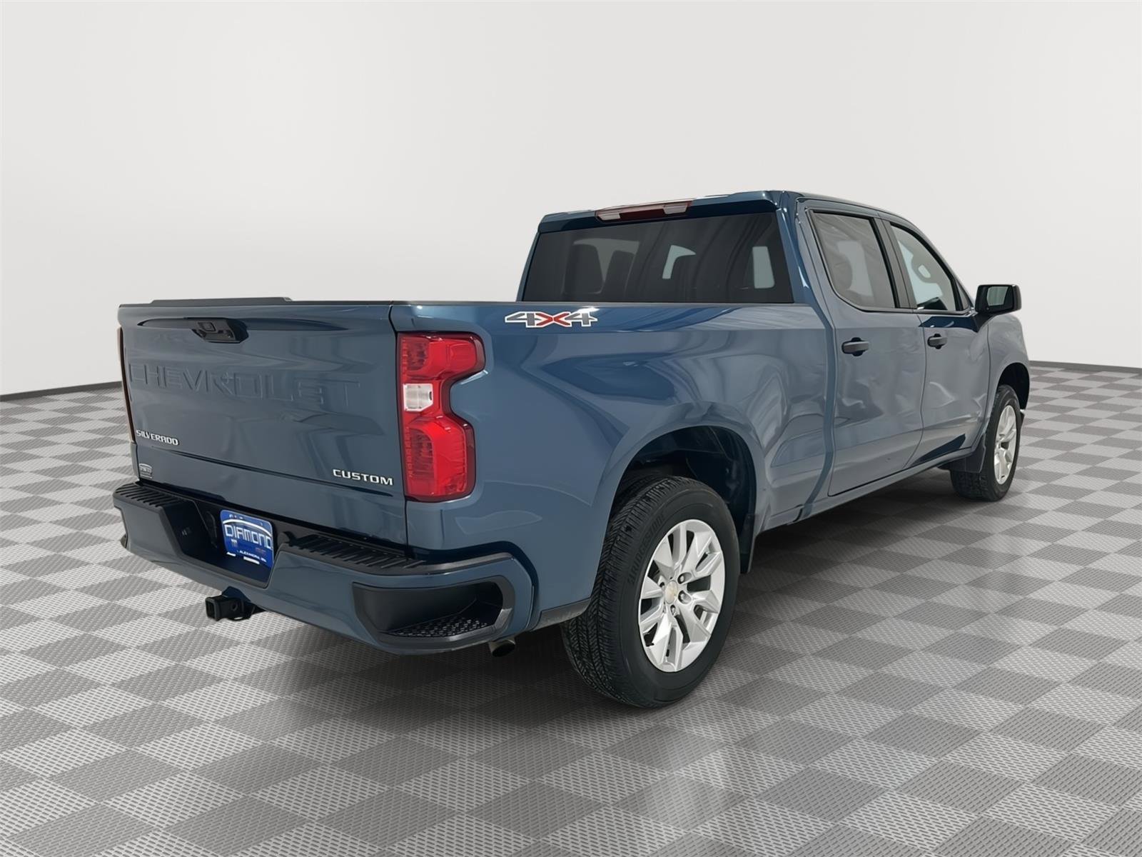 Used 2024 Chevrolet Silverado 1500 Custom image 6
