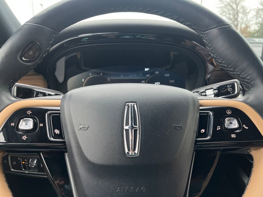 Certified 2022 Lincoln Corsair Reserve w/ Equipment Group 201A image 18