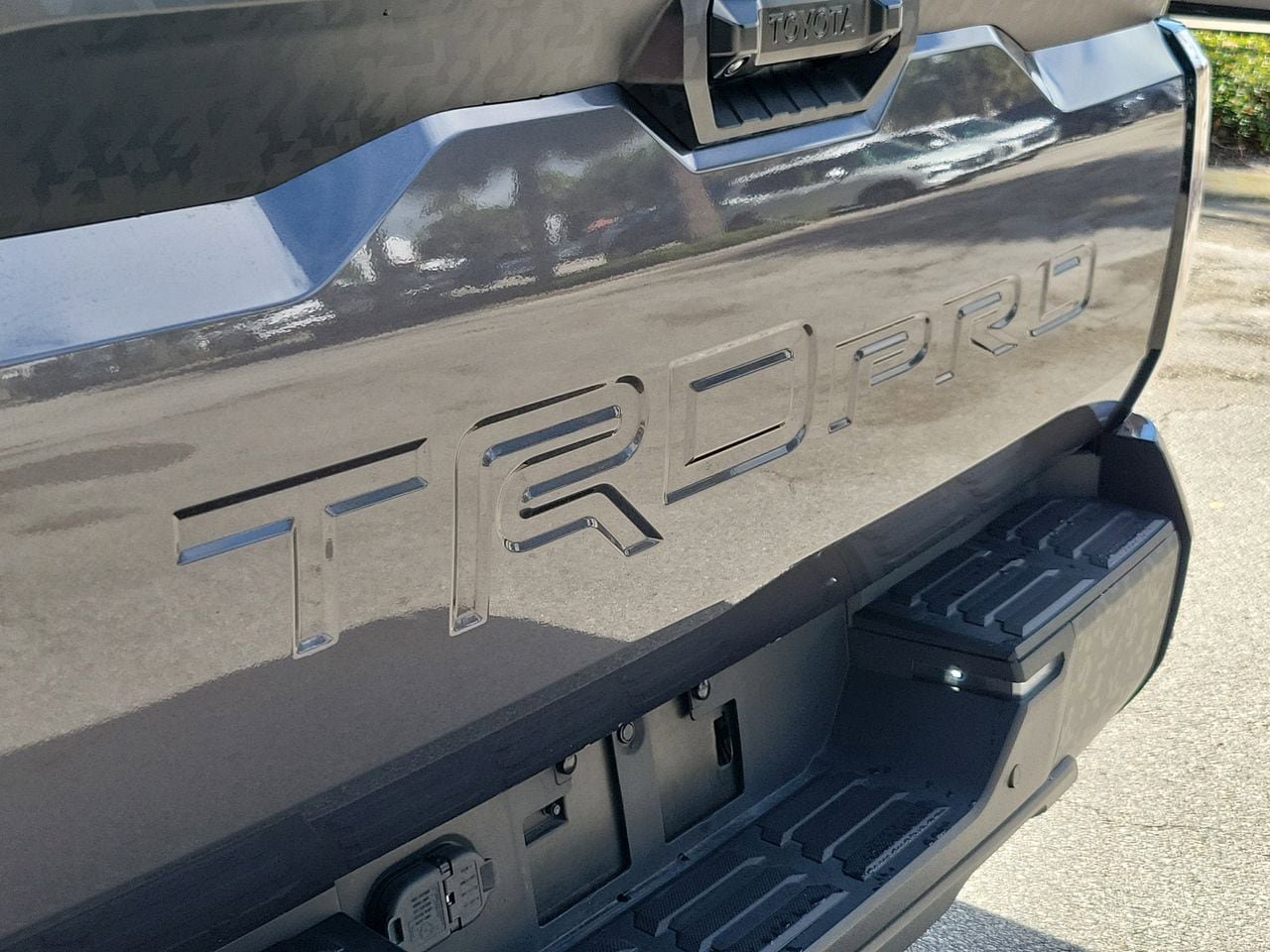 Used 2024 Toyota Tundra TRD Pro AWD/4WD image 6