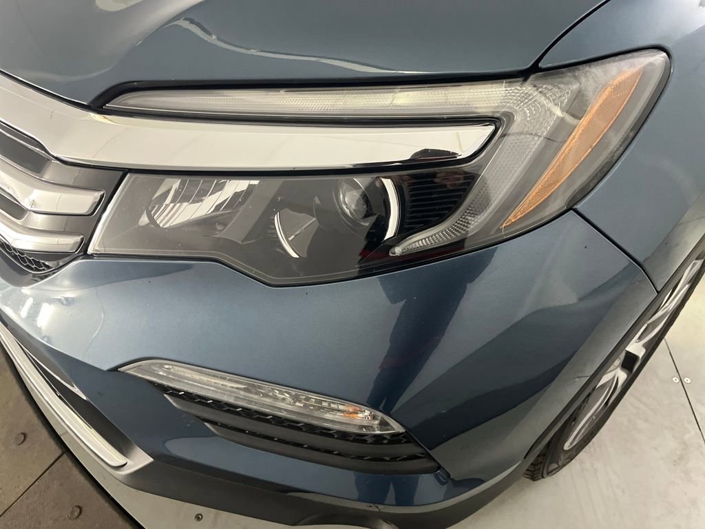 Used 2018 Honda Pilot Elite image 37