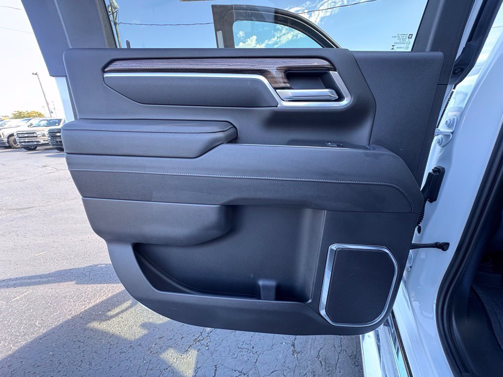 Used 2026 Chevrolet Silverado 2500 LT AWD/4WD image 19