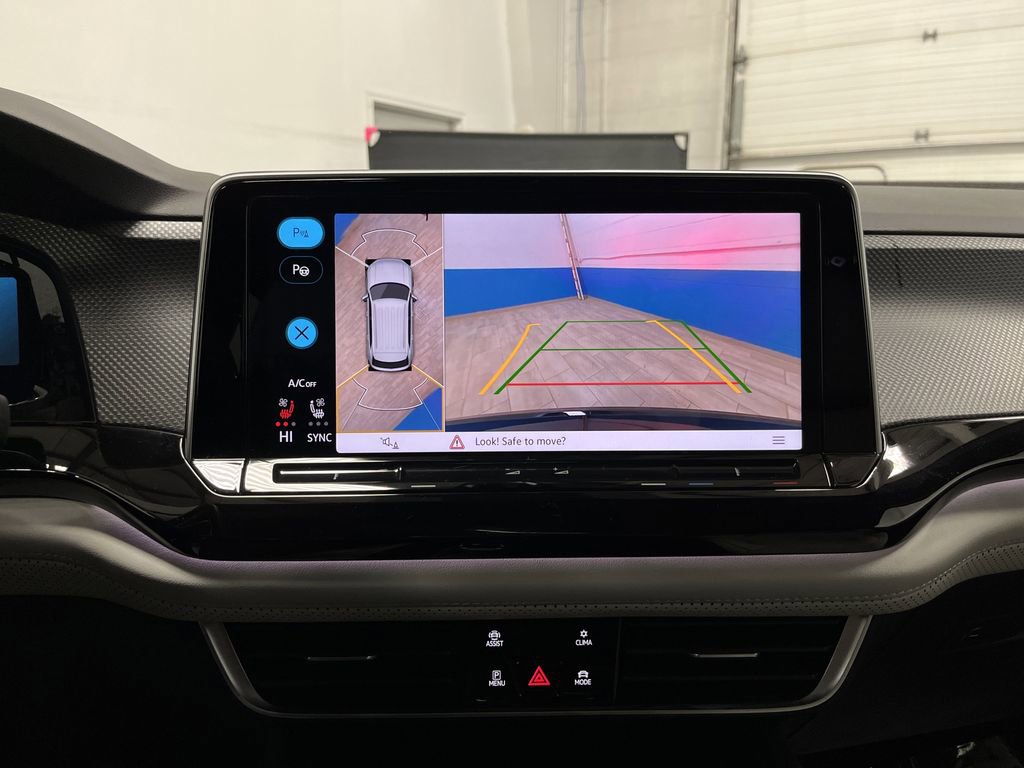 Used 2025 Volkswagen Atlas Cross Sport SEL Premium R-Line image 11