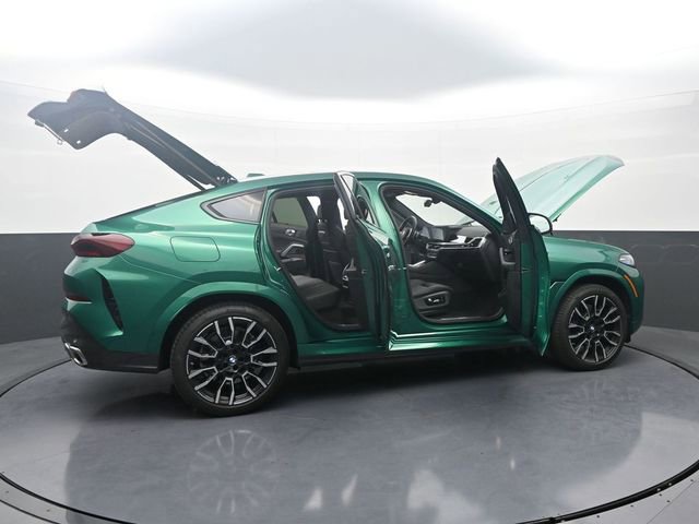 Used 2026 BMW X6 M60i AWD/4WD image 45