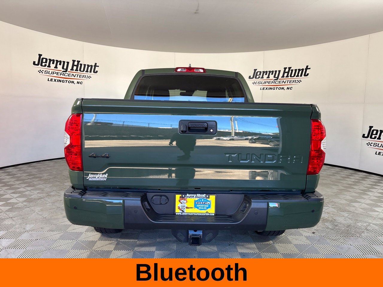 Used 2021 Toyota Tundra SR5 w/ Trail Edition AWD/4WD image 7