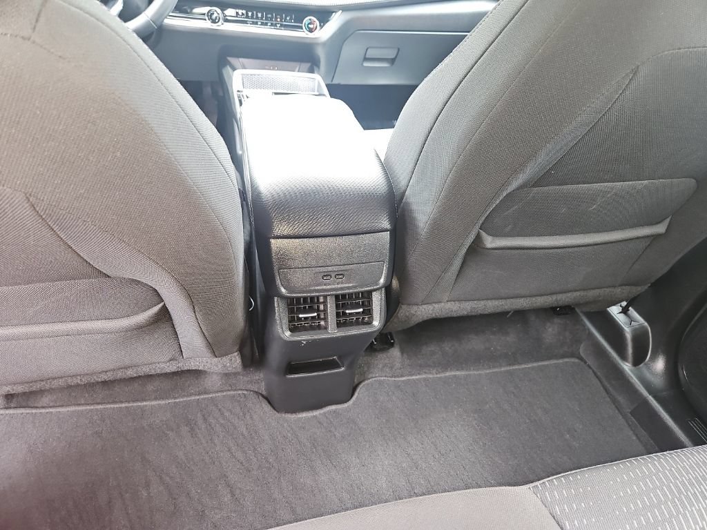 Used 2025 Chevrolet Equinox LT AWD/4WD image 24