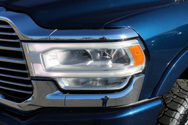 Used 2020 RAM 3500 Laramie image 15