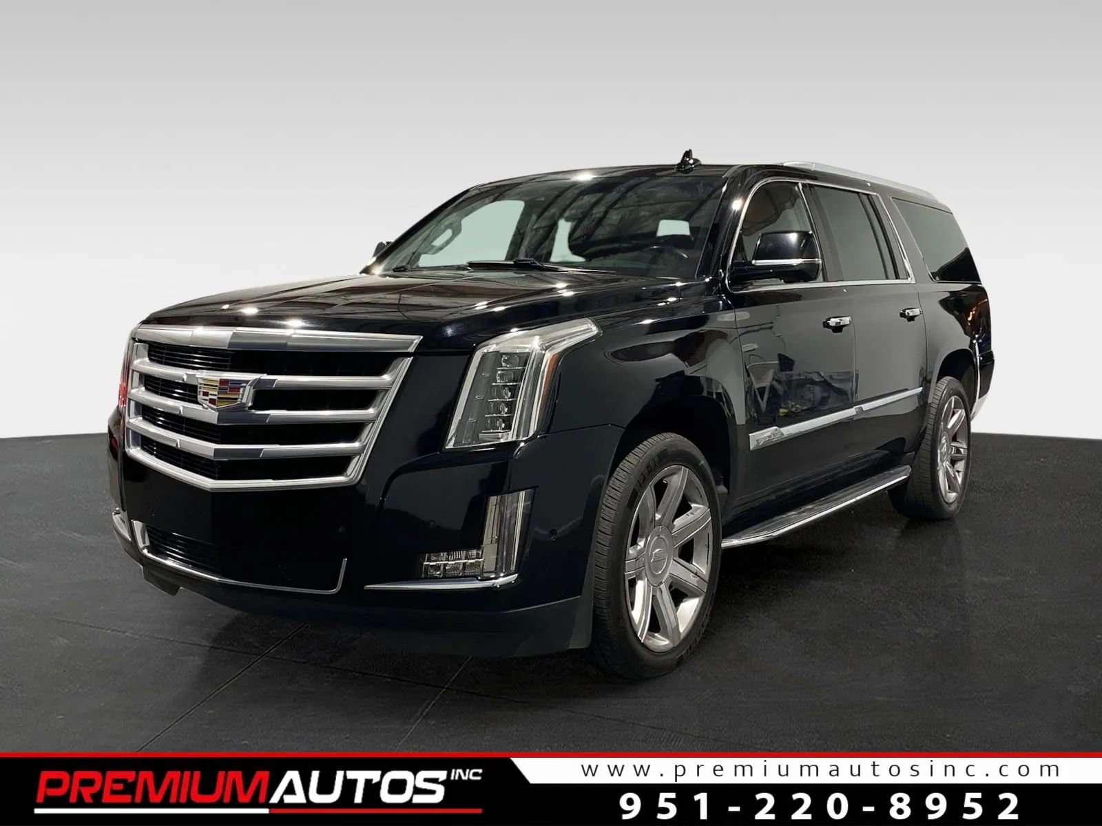 Used 2019 Cadillac Escalade ESV Luxury image 1